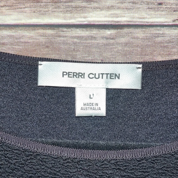 ⭐️ Perri Cutten Sleeveless Black Textured Top Size Large - Picture 2 of 6